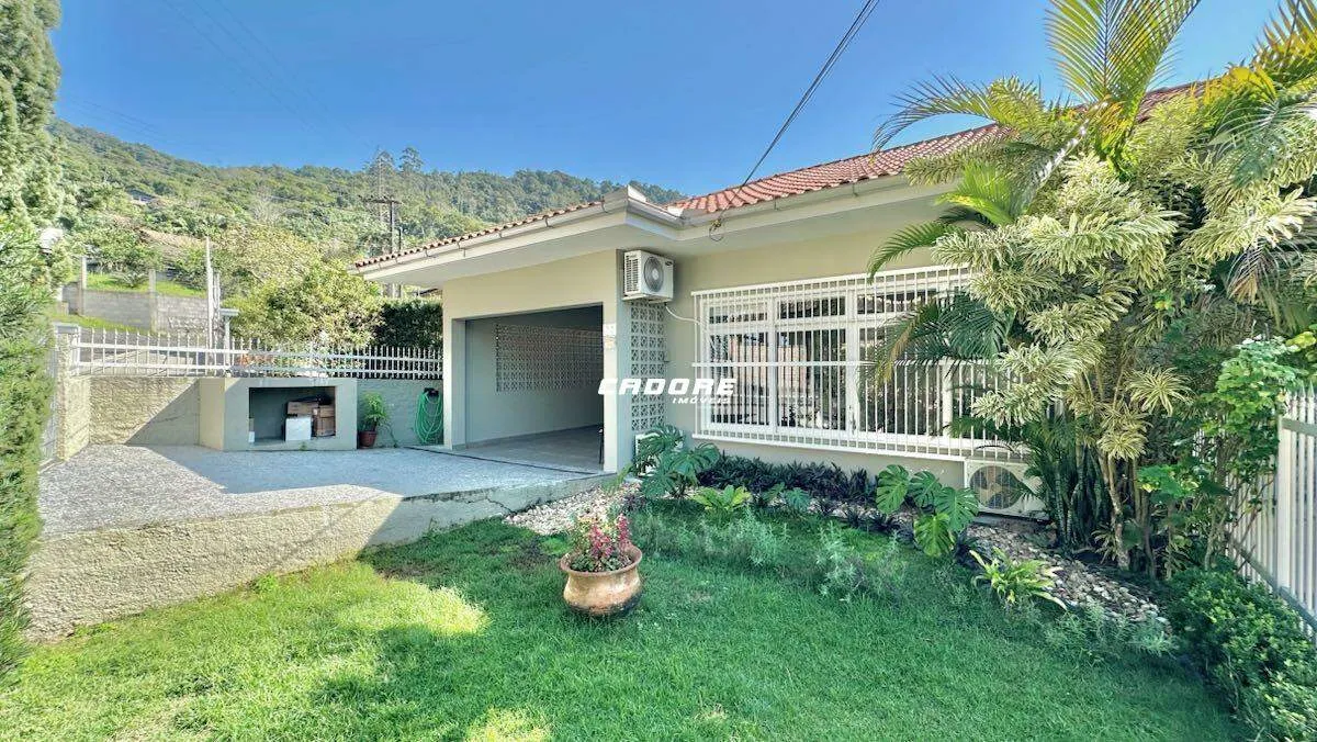 Linda casa com piscina a venda no bairro Progresso !! — foto 2
