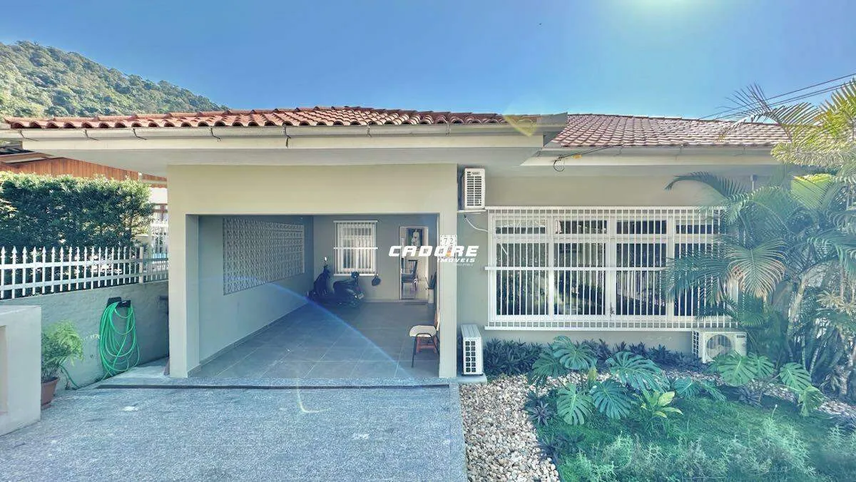 Linda casa com piscina a venda no bairro Progresso !! — foto 3