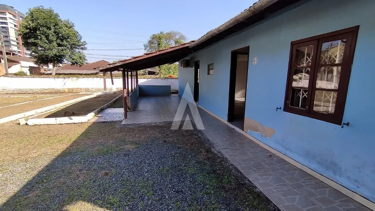 Terreno à venda no bairro Atiradores em Joinville-SC de R$699.000,00 por R$569.000,00. — foto 2