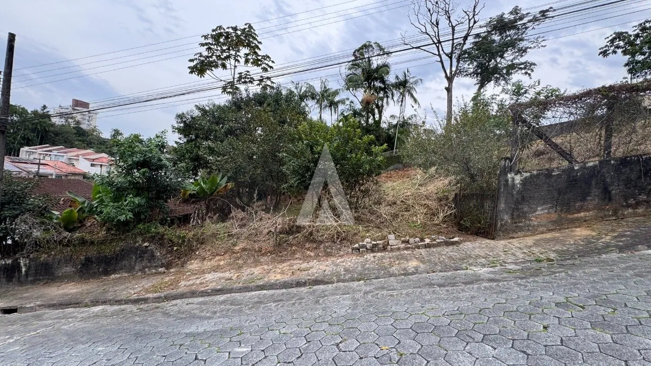 Terreno à venda no bairro Floresta em Joinville, de R$ 870.000,00 por R$826.500,00. — foto 4