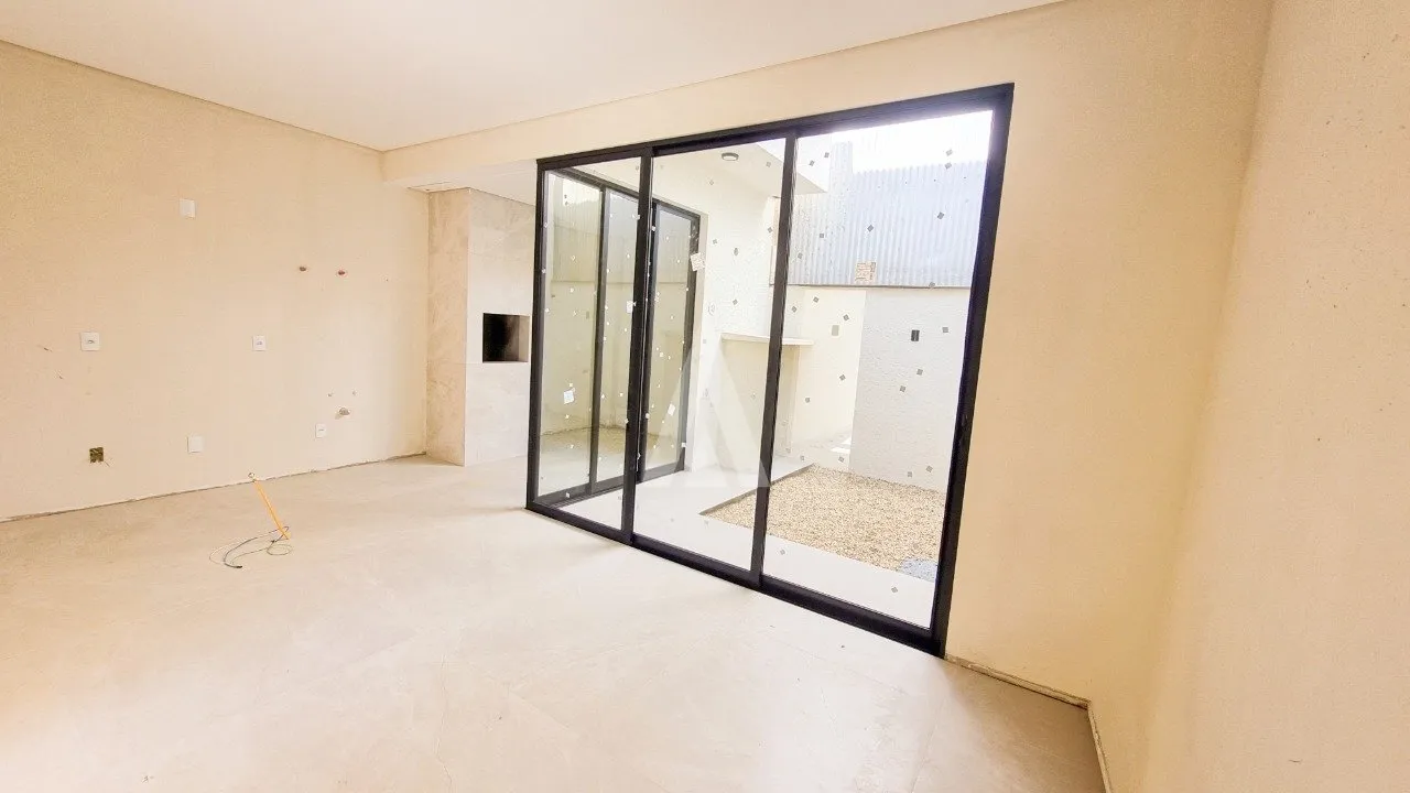 Sobrado geminado com 1 suíte e 2 quartos à venda no bairro Glória em Joinville-SC por R$760.000,00. — foto 2