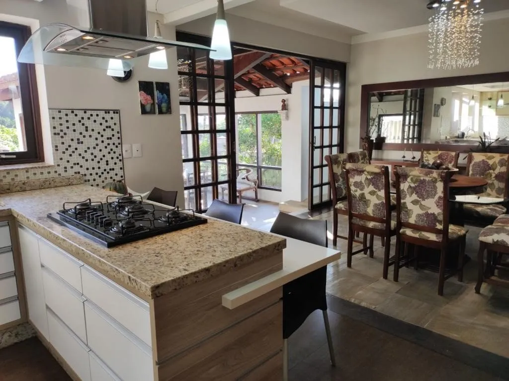 CASA no SAGUAÇÚ com 4 quartos para VENDA, 264 m — foto 2