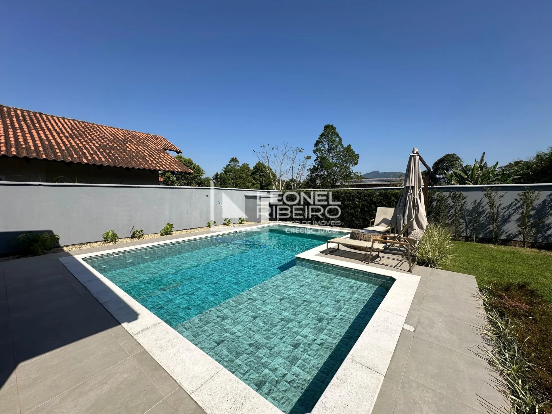 Casa com 3 dormitórios à venda, 180 m no bairro Vila Germer em Timbó/SC — foto 2