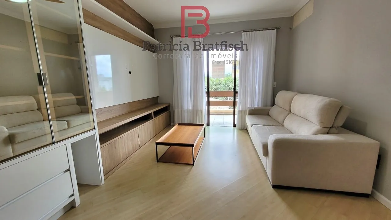 Amplo apartamento semimobiliado, com 03 dormitórios sendo 01 suíte e 02 vagas de garagem individuais. Bairro Velha - Blumenau SC - foto 1