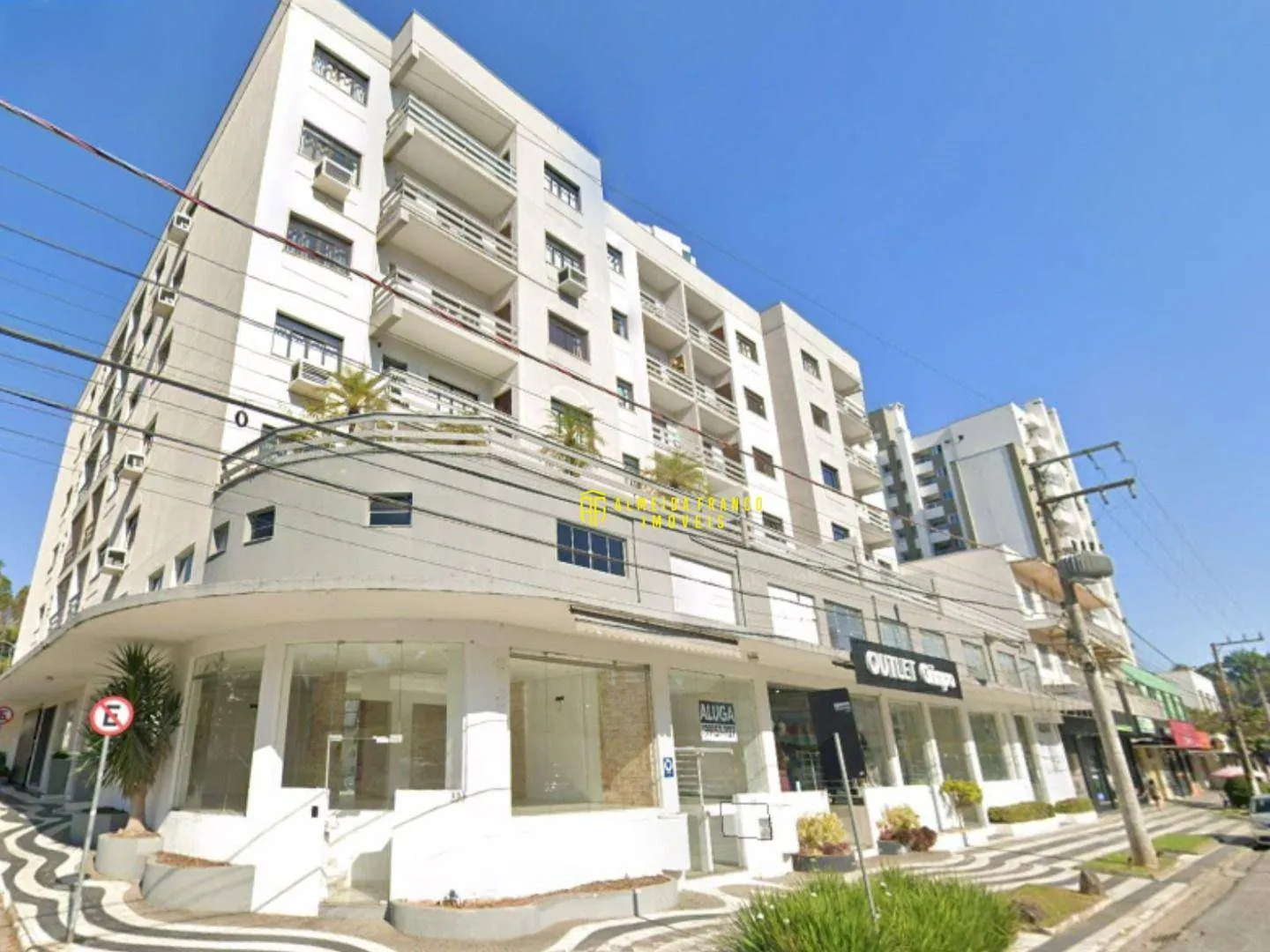 Apartamento com 2 dormitórios, semi mobiliado a poucos metros da FURB! - foto 1