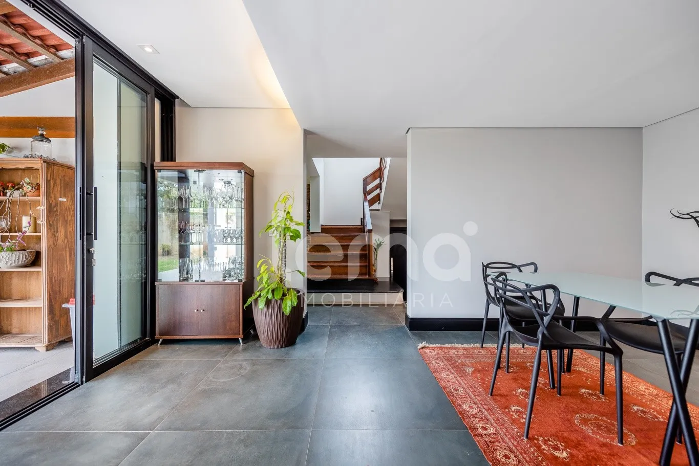 Casa com 248,50m e espaço nos fundos, no bairro Itoupava Seca. — foto 5