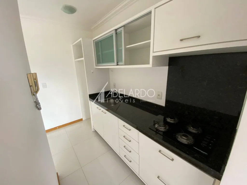 APARTAMENTO COM DOIS DORMITÓRIOS, UMA VAGA DE GARAGEM E CONDOMÍNIO COMPLETO, PRÓXIMO AO TOP SUPERMERCADO - BAIRRO VELHA — foto 2