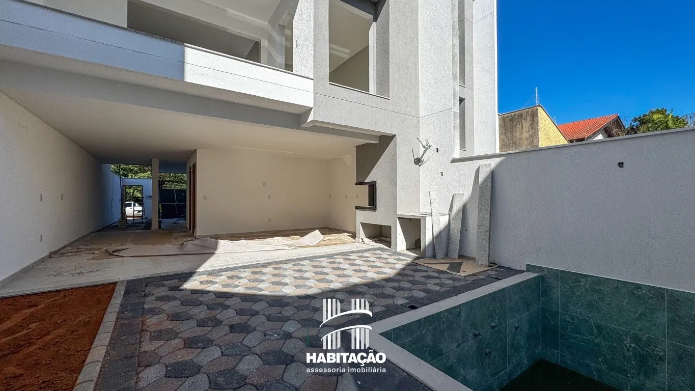 Casa Triplex com 3 suítes, área de festas e piscina - Bairro Escola Agrícola — foto 6