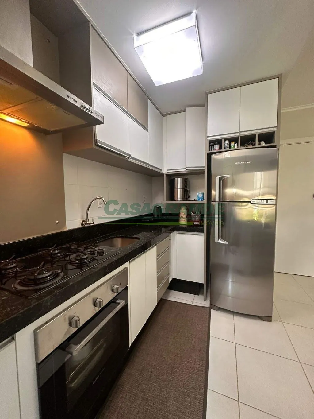 Ótimo apartamento no Centro de Penha, apenas 500 metros do mar. — foto 5