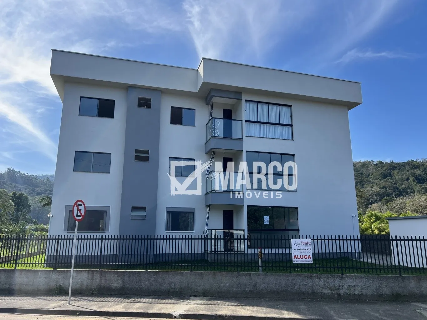 Apartamento no 2 andar em prédio novo no Ribeirão Areia - foto 1