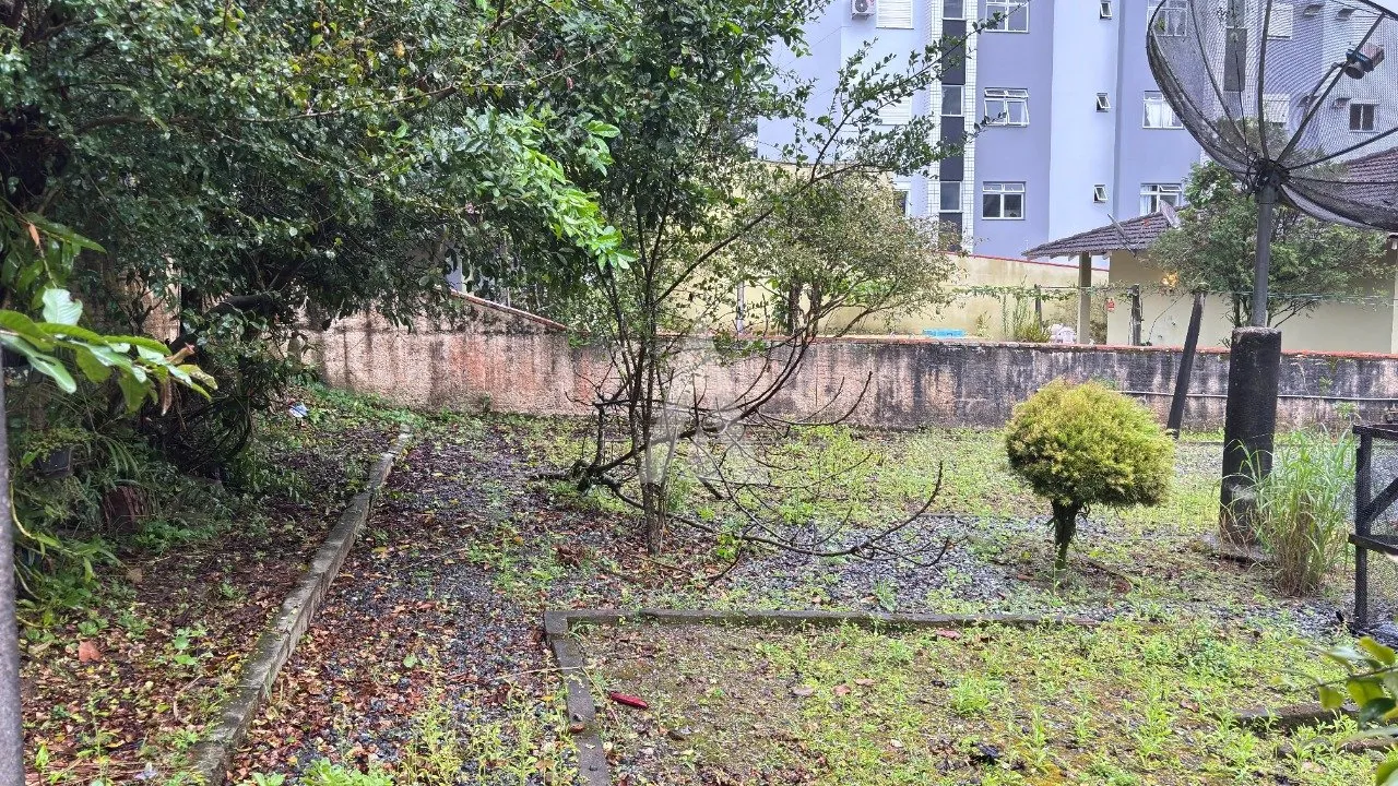 Terreno com 600m à venda no bairro Anita Garibaldi em Joinville-SC de R$950.000,00 por R$849.000,00. — foto 6