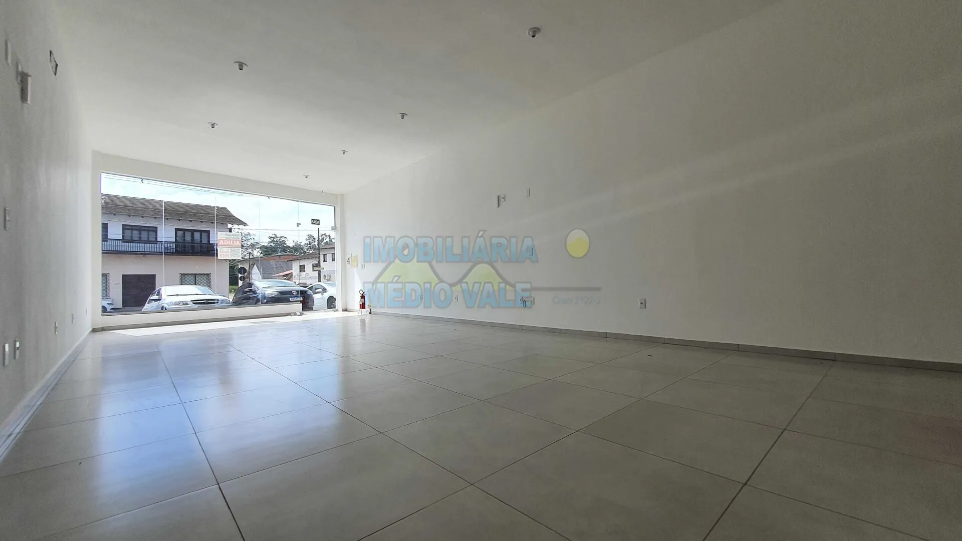Sala Comercial - frente Avenida - Bairro Tapajós em Indaial — foto 2