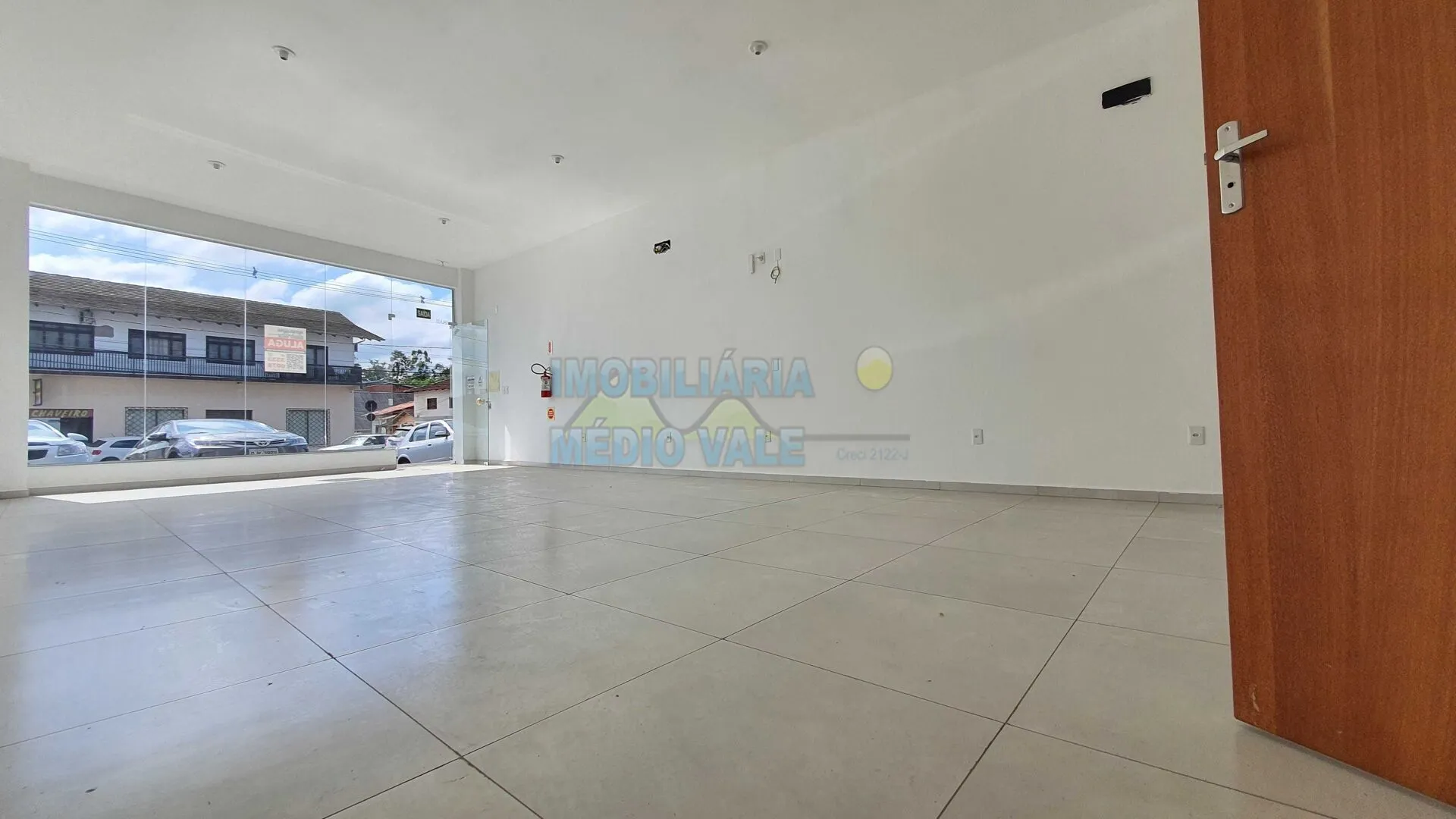 Sala Comercial - frente Avenida - Bairro Tapajós em Indaial — foto 3