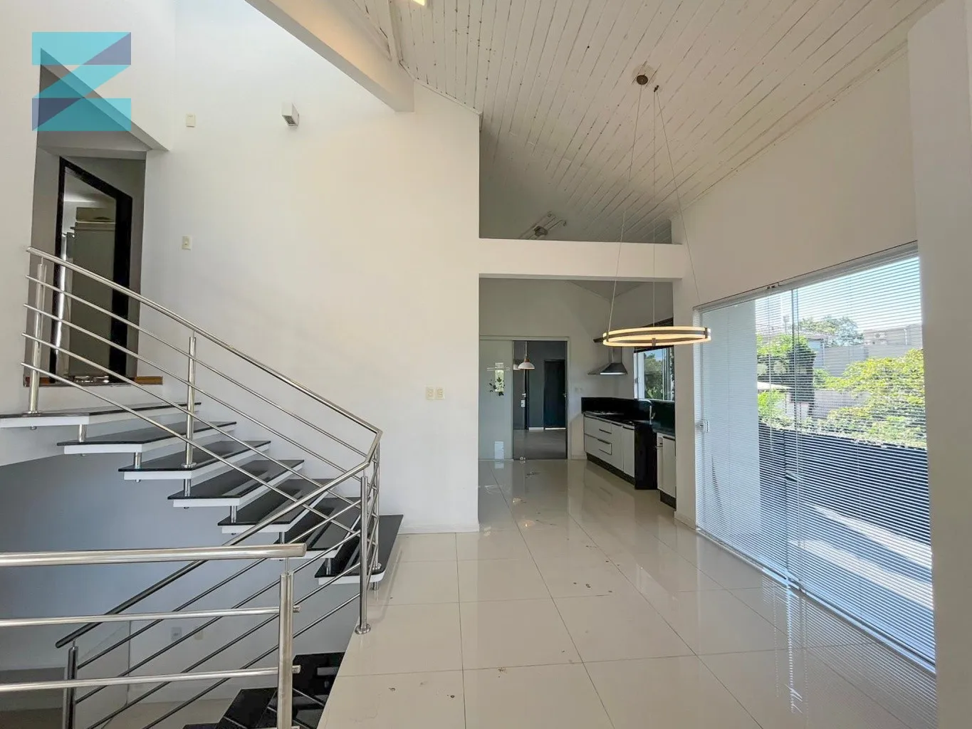 CASA AMPLA, CONCEITO ABERTO, ESPAÇOS INTEGRADOS E FUNCIONAIS ! — foto 4