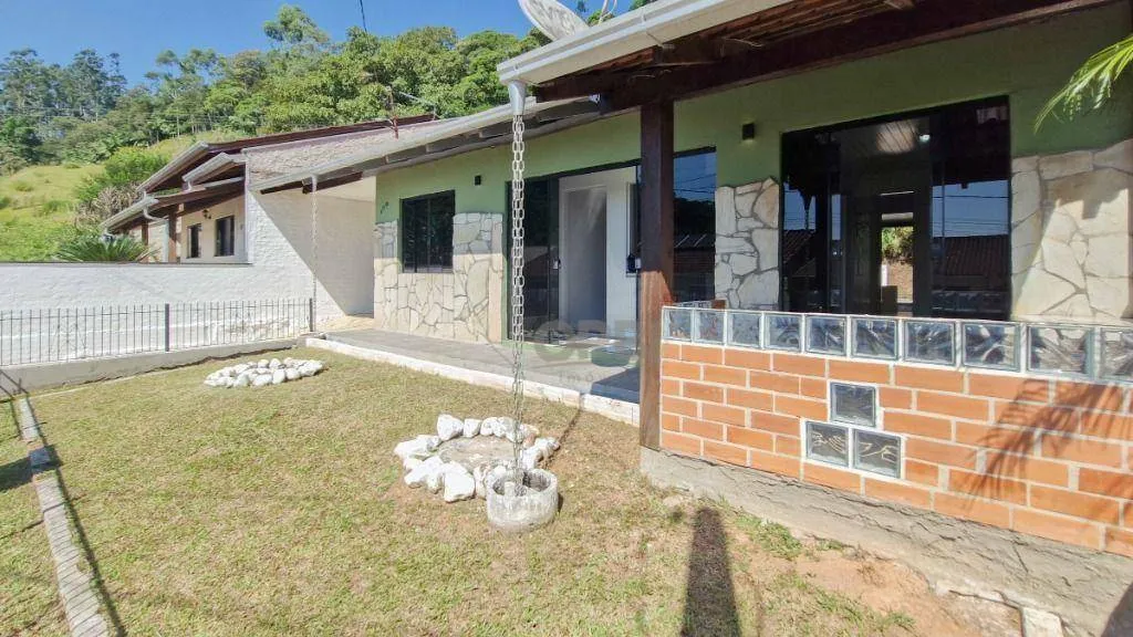 Casa com 3 dormitórios à venda, 96 m por R$ 398.000,00 - Gaspar Grande - Gaspar/SC - foto 1