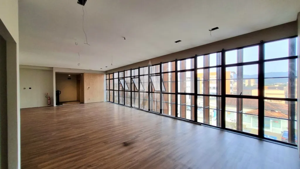 Sala com elevador, 79,25 m no bairro América em Joinville, com estacionamento. — foto 5