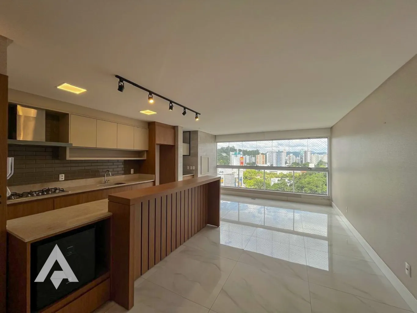 Apartamento com 3 suítes à venda por R$ 1.200.000,00 - Bairro Itoupava Seca - Blumenau/SC - foto 1