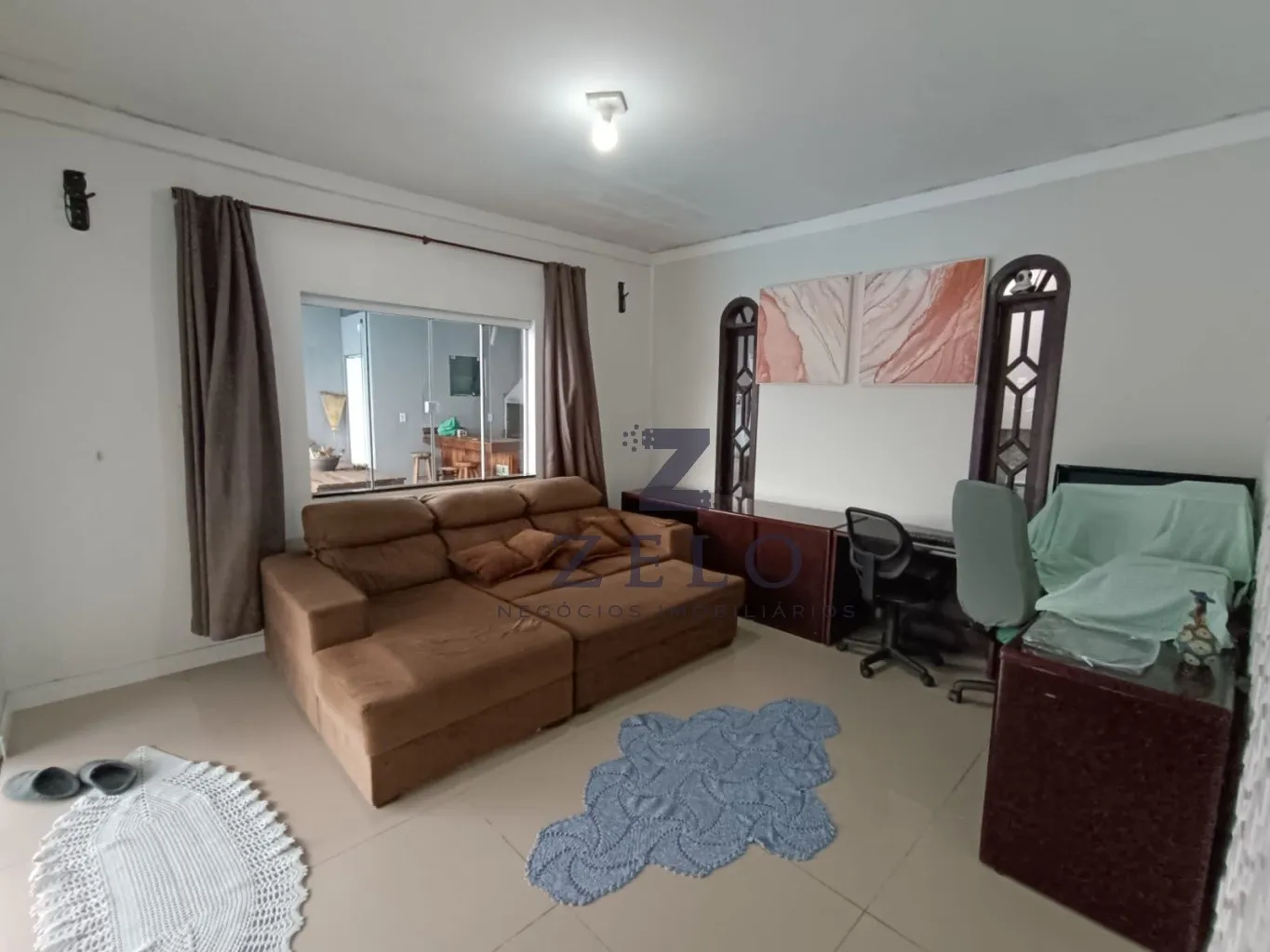 Excelente Casa TOTALMENTE Mobiliada localizada na Transversal da Rua Francisco Vahldieck - Próximo ao Laboratório Hemos — foto 3