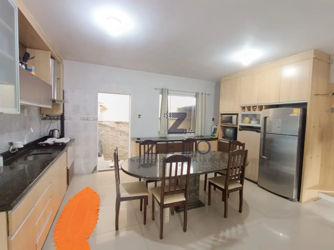 Excelente Casa TOTALMENTE Mobiliada localizada na Transversal da Rua Francisco Vahldieck - Próximo ao Laboratório Hemos — foto 5