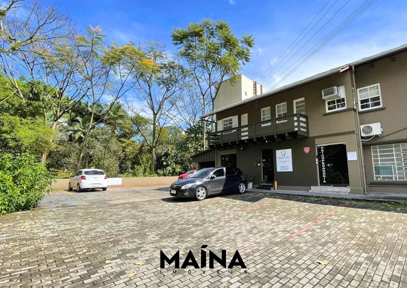 CASA COMERCIAL NO CENTRO DE BLUMENAU COM ESTACIONAMENTO - foto 1