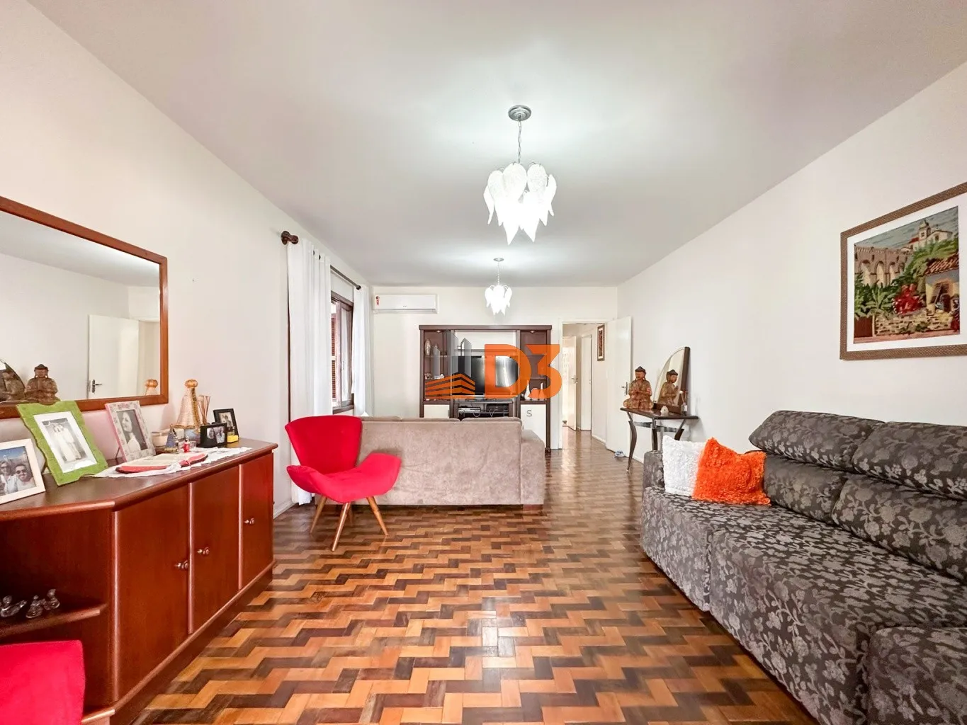 Casa no Garcia com 4 dormitórios, sendo 1 suíte e amplo espaço de área externa ! — foto 3