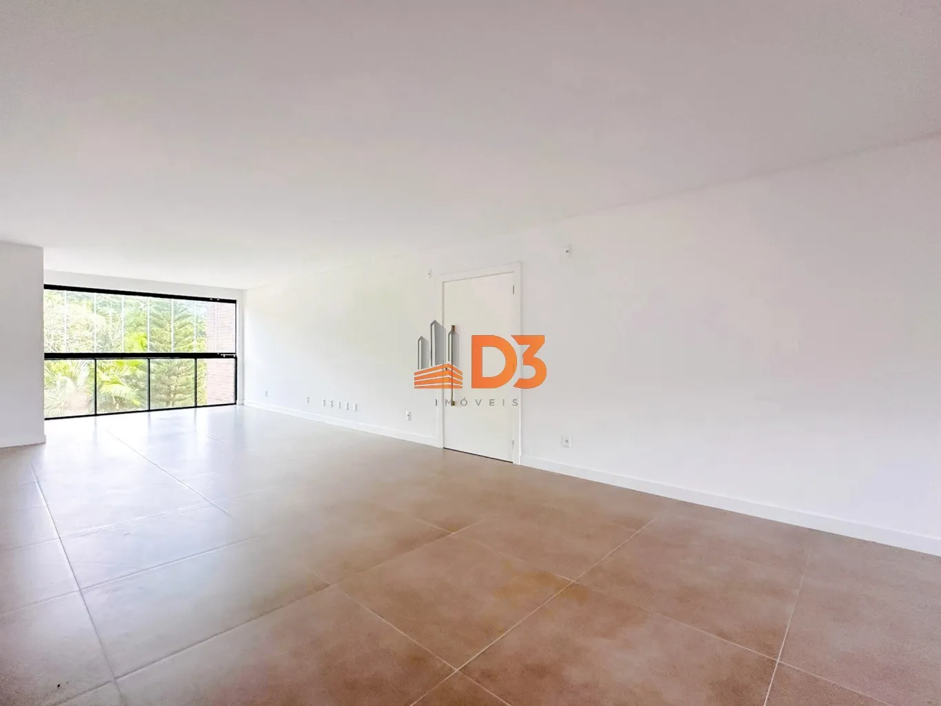 Descubra o Espaço Ideal para Sua Família: Apartamento de 170m2 Próximo ao Centro ! — foto 2