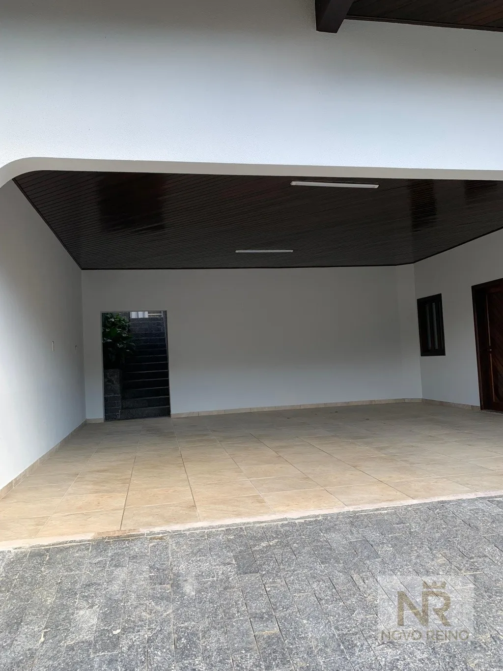 CASA RÚSTICA E MODERNA A VENDA! — foto 4