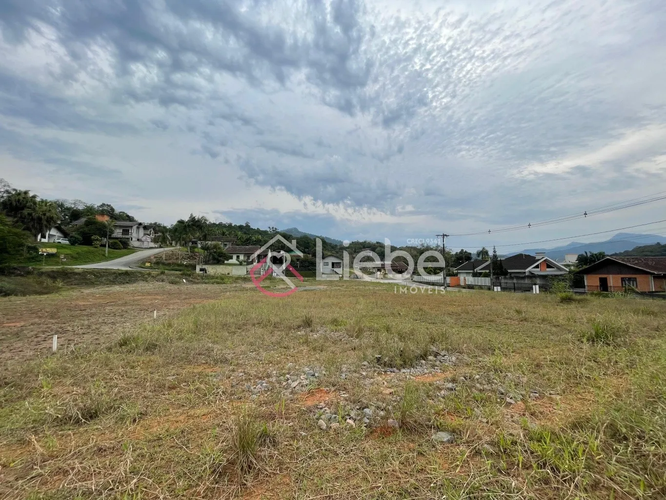 Ótimo Terreno no Centro da cidade de Pomerode com 1.057,23m fazendo frente em 20,00 metros. — foto 3
