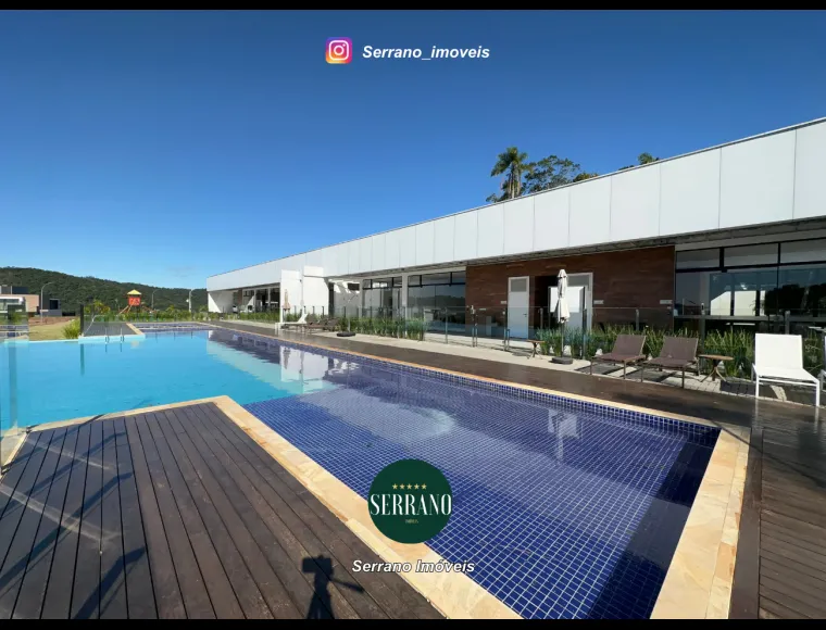 Lote de 537 m² em Condomínio Fechado com área de lazer completa! — foto 2