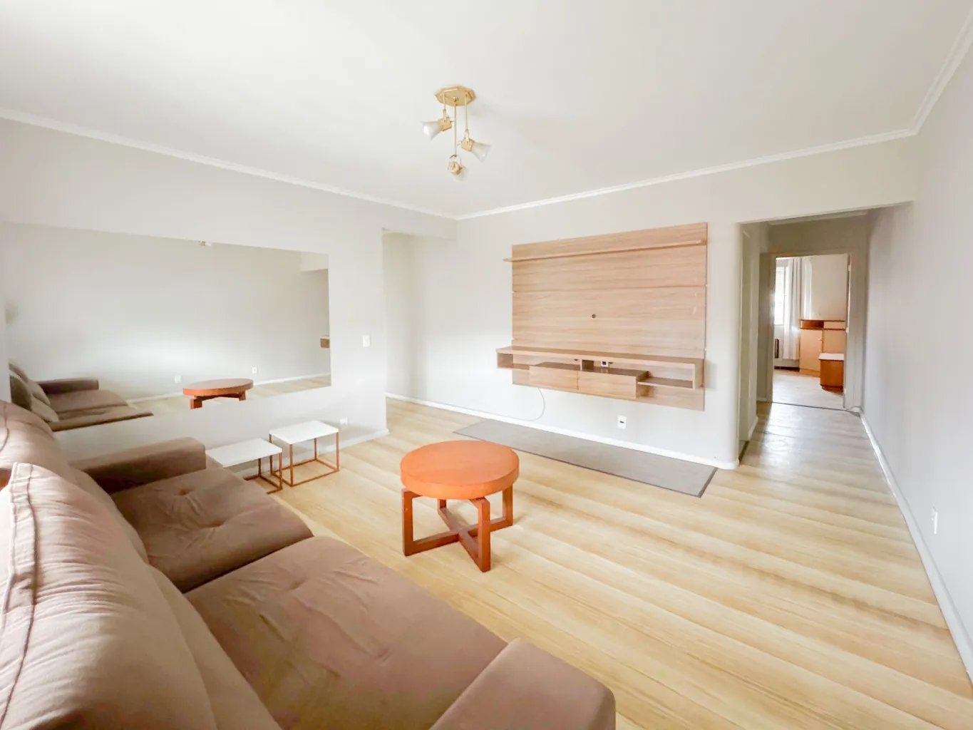 Apartamento semimobiliado com 2 dormitórios à venda no Centro de Blumenau! - foto 1