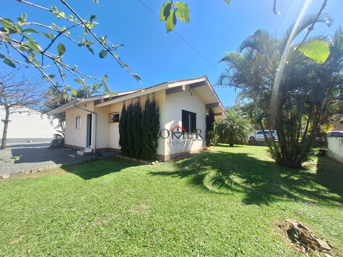 Casa 94,71m + Galpão de 332,70m - bem localizado, próximo indústrias e saídas de Pomerode, em terreno de 1.080,00m — foto 2