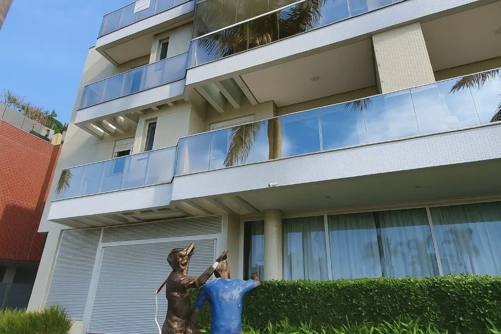 Apartamento em Florianópolis - foto 1