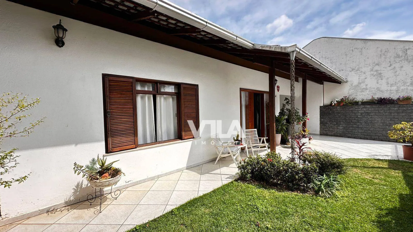 Casa · à venda · 3 quartos · 220m² · Velha, Blumenau