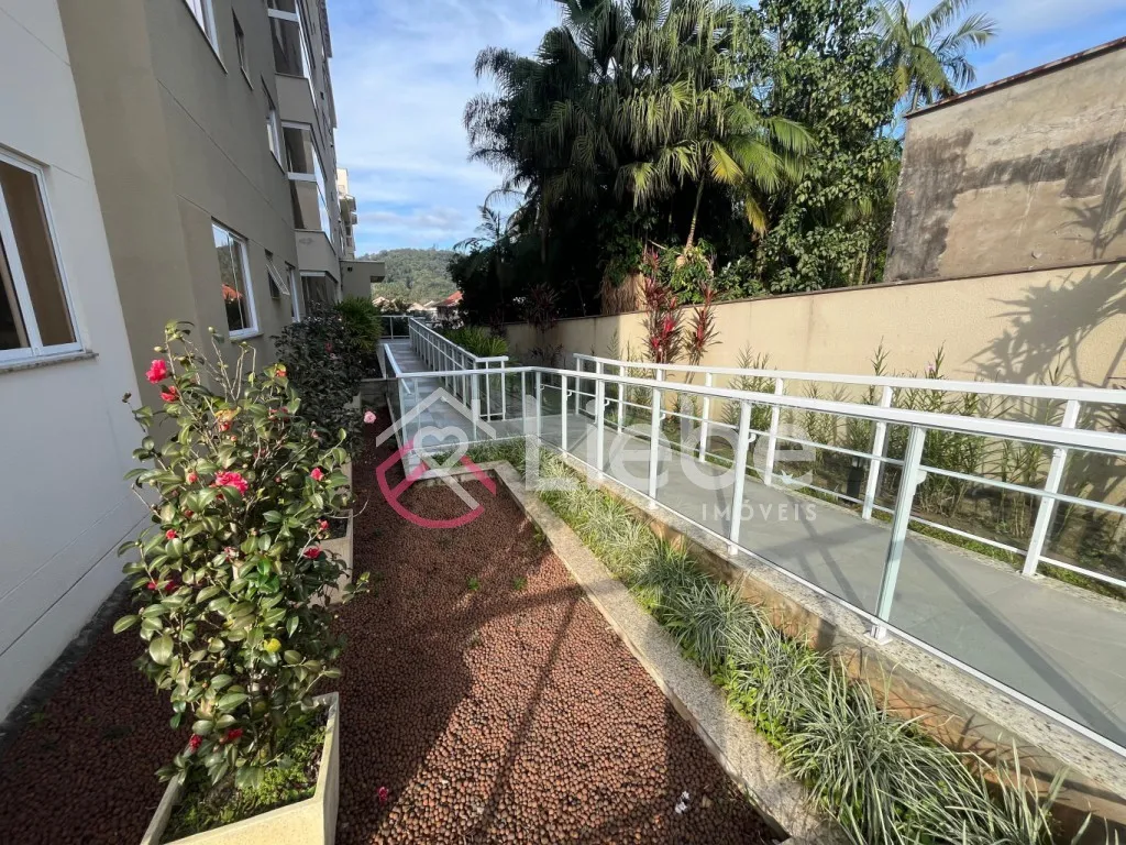 Lindo apartamento MOBILIADO e finamente decorado no Residencial Prisma Home Club, localizado no centro da cidade de Pomerode com 105,18m de área privativa. — foto 6