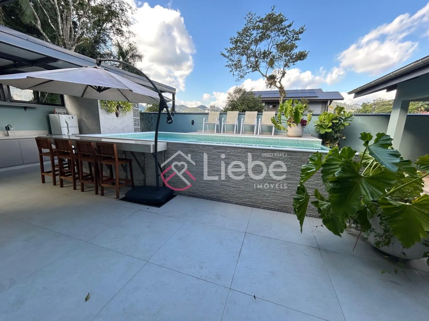 Casa Lindíssima em local privilegiado na cidade de Pomerode com 249,00m de área privativa. — foto 6