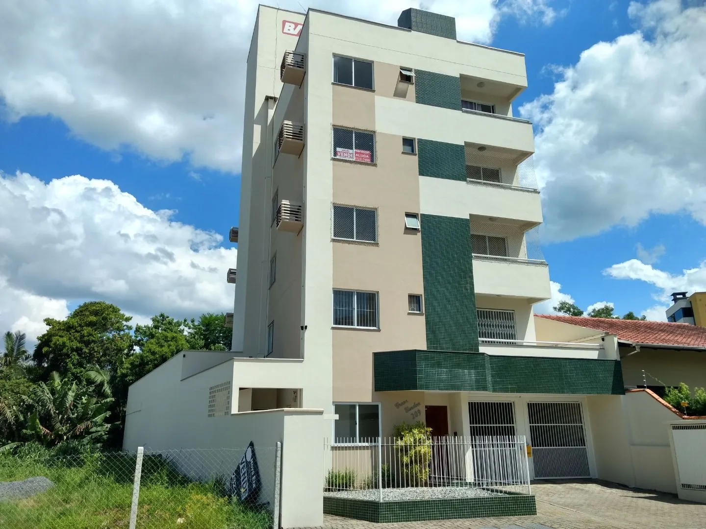 Apartamento com 2 dormitórios à venda, 167 m por R$ 629.086,57 - Vila Nova - Blumenau/SC - foto 1