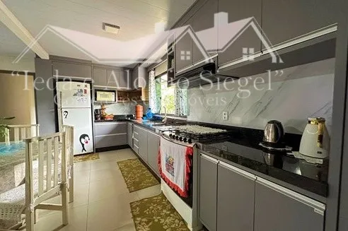 Casa ampla com 2 pavimentos no bairro Itoupava Central Blumenau/SC Ref. 1528. — foto 7