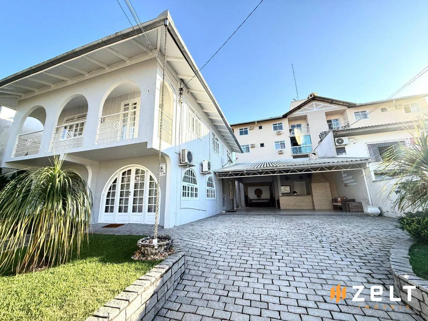 Casa com 3 dormitórios à venda, 214 m por R$ 830.000,00 - Água Verde - Blumenau/SC - foto 1