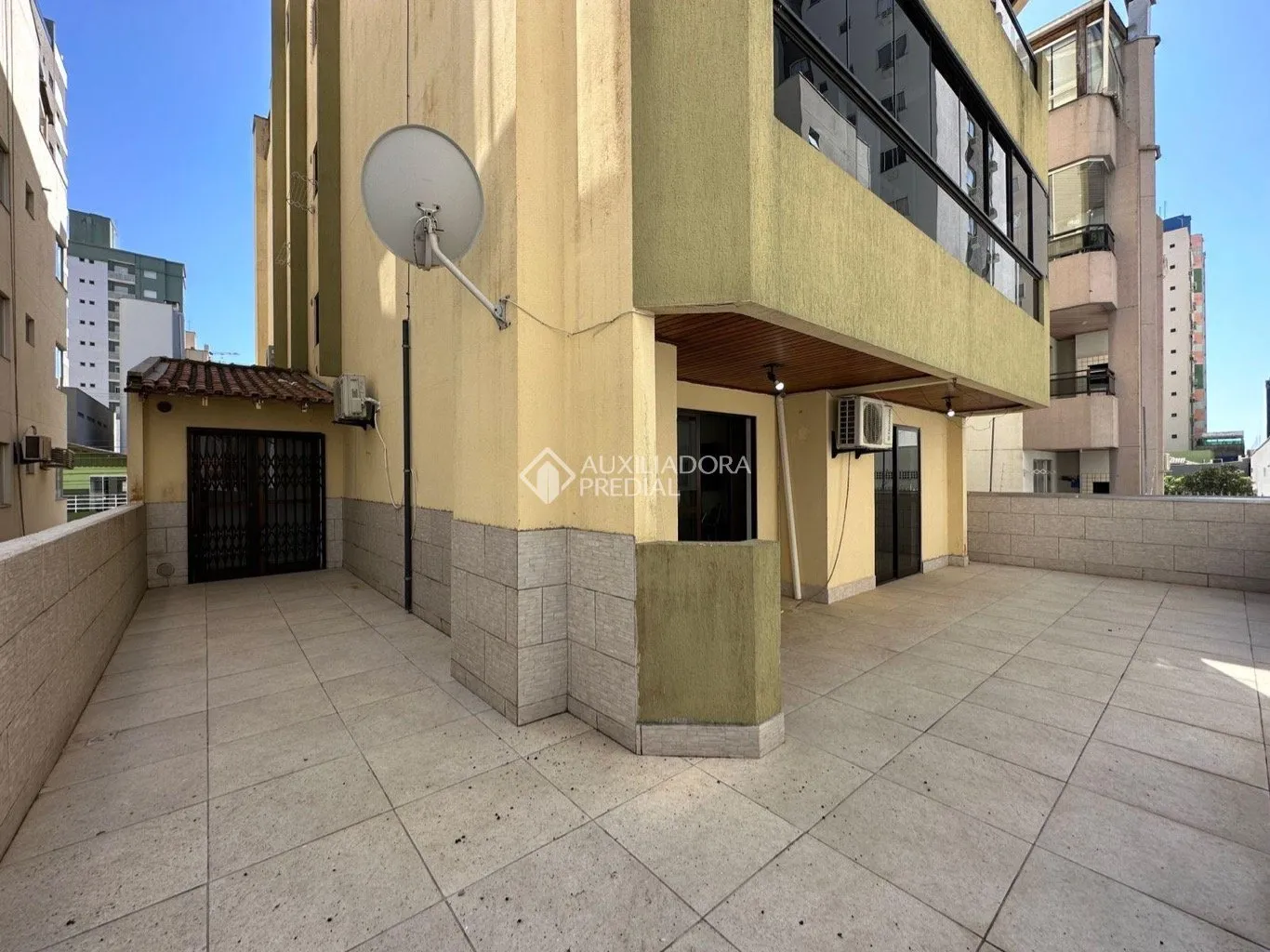 Apartamentos em Itapema - foto 1