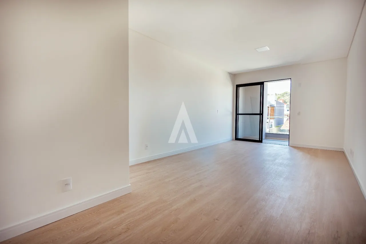 Casa com 3 suítes à venda no bairro Santo Antônio em Joinville-SC por R$1.300.000,00. — foto 4