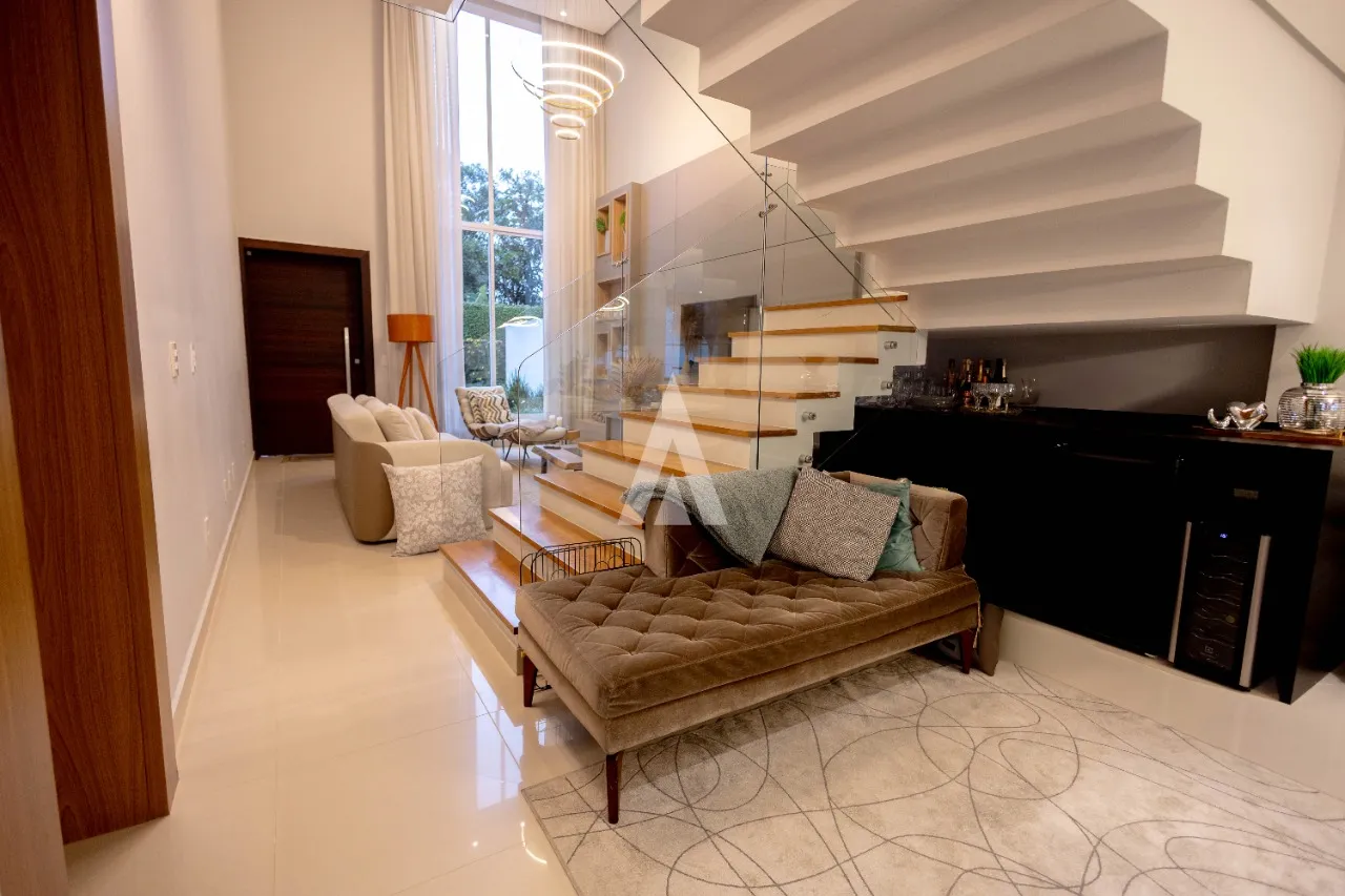 Casa em condomínio fechado com 3 suítes à venda no bairro Glória em Joinville-SC, por R$1.950.000,00. — foto 7