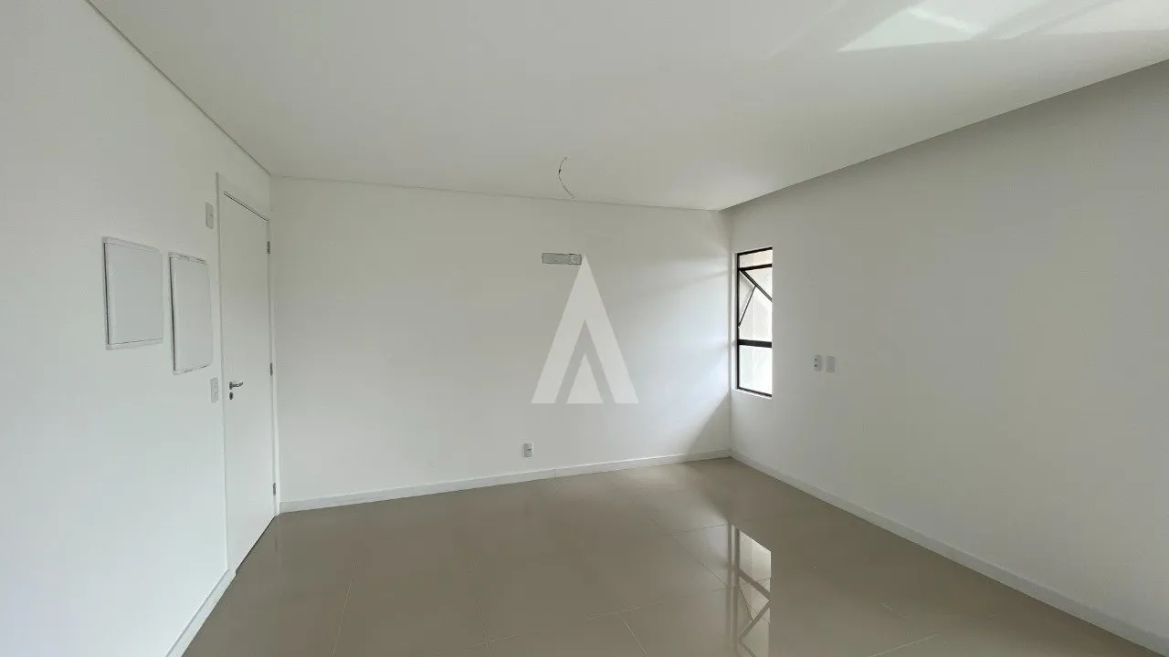 Apartamento com suíte e 2 quartos à venda no bairro Glória em Joinville-SC por R$640.000,00. — foto 4