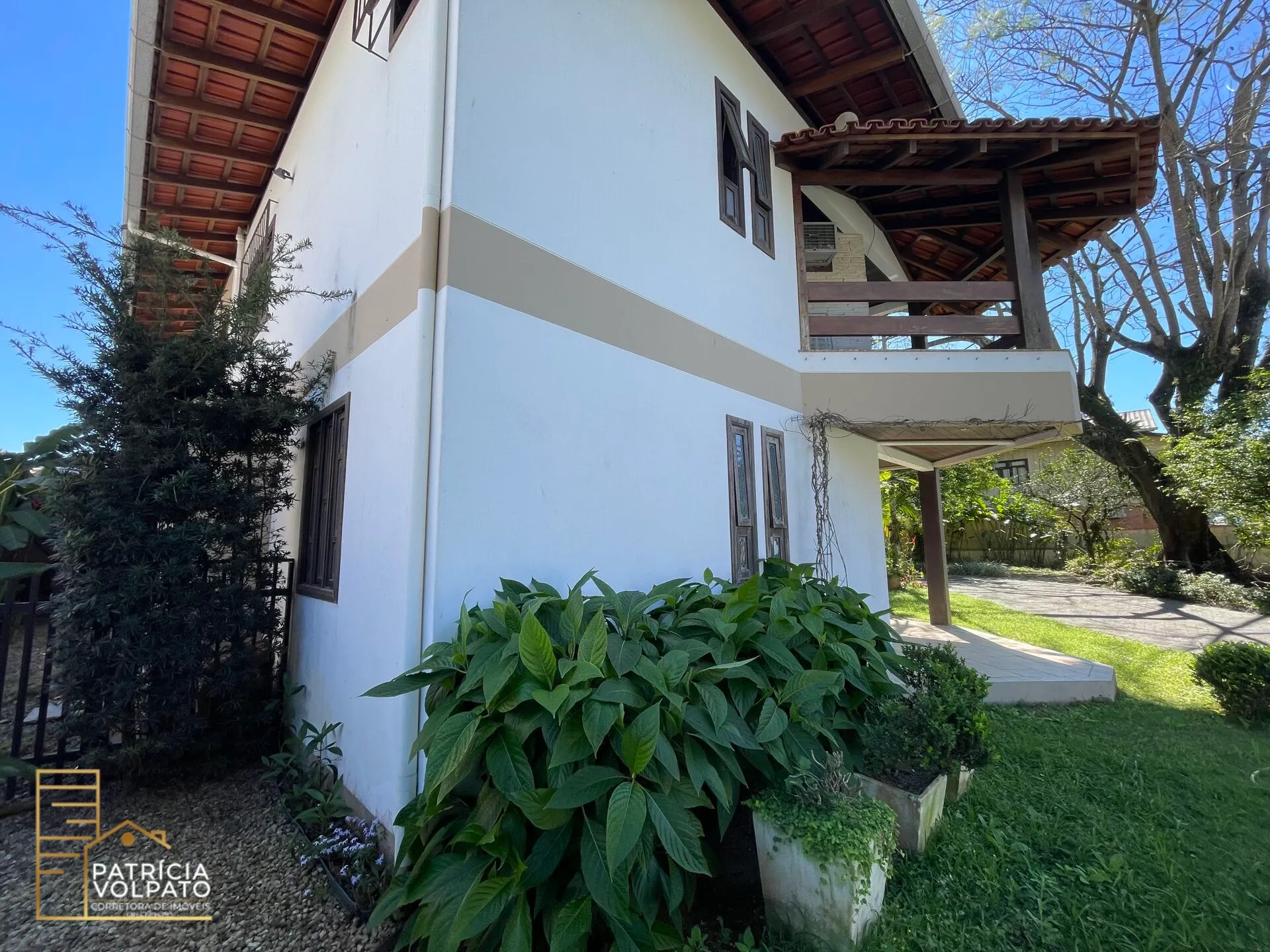 Casa Duplex com amplo terreno livre — foto 4