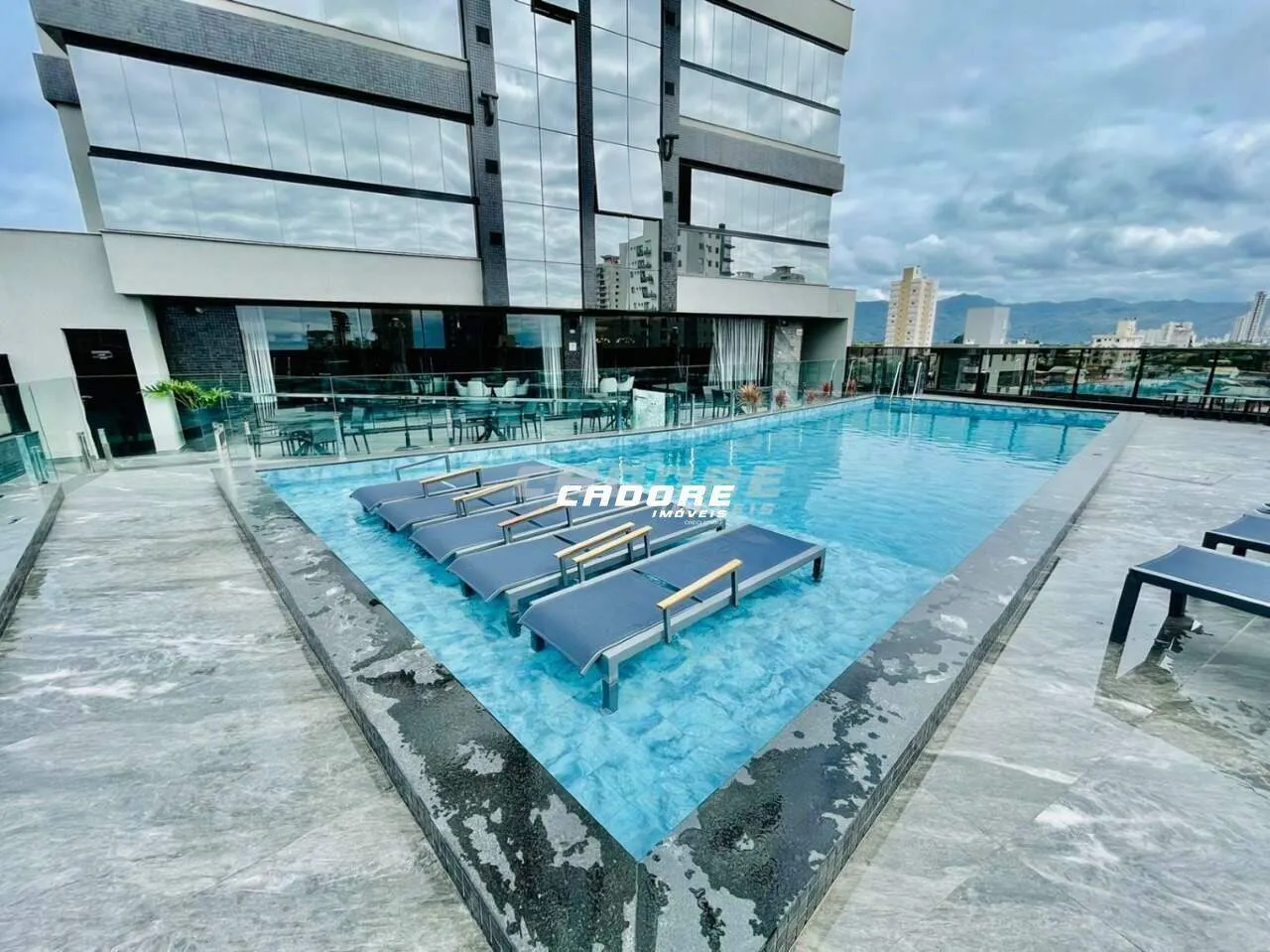 Excelente apartamento com condomínio completo em Pereque - Porto Belo. - foto 1