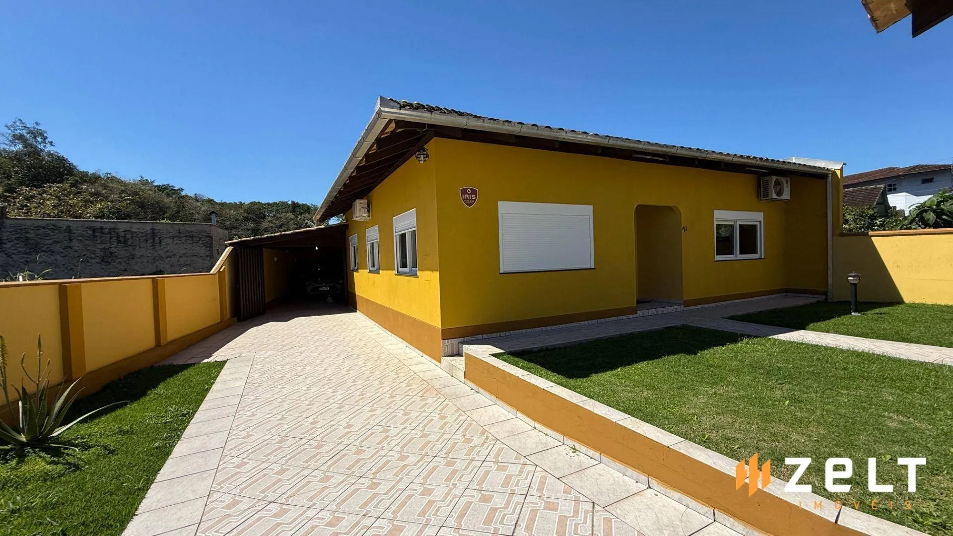 Casa com 3 dormitórios à venda, 205 m por R$ 950.000,00 - Água Verde - Blumenau/SC - foto 1
