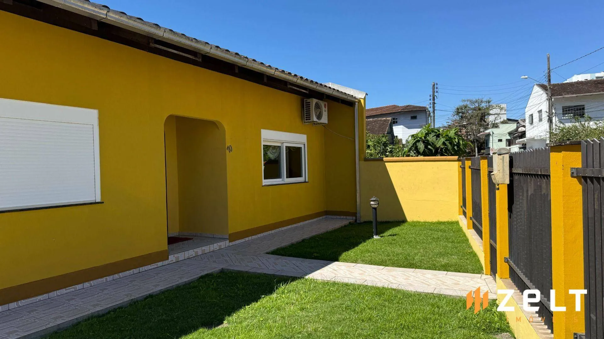 Casa com 3 dormitórios à venda, 205 m por R$ 950.000,00 - Água Verde - Blumenau/SC — foto 3