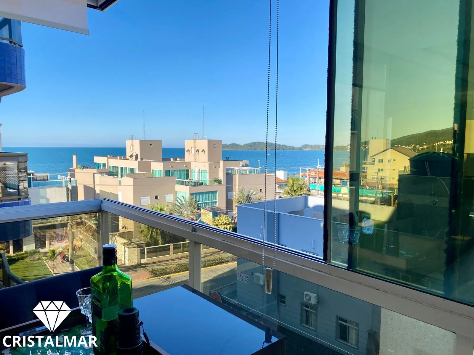 Apartamento finamente mobiliado com vista para o mar - foto 1