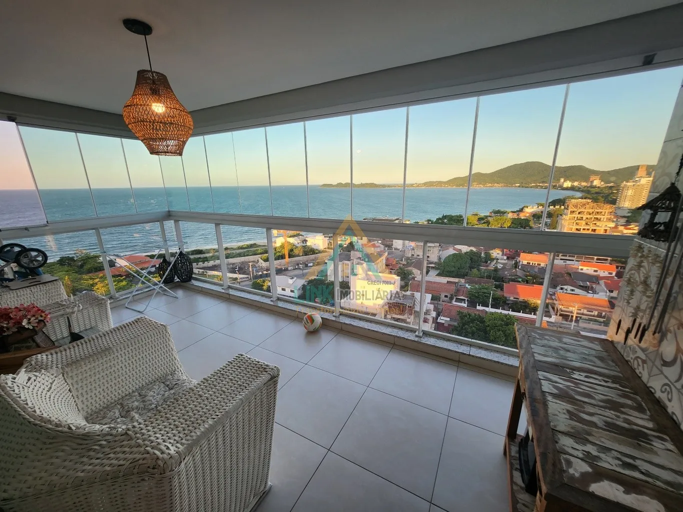 Apartamento à Beira-Mar em Penha, no Residencial Velutti com 90,48 m de Área Privativa. - foto 1