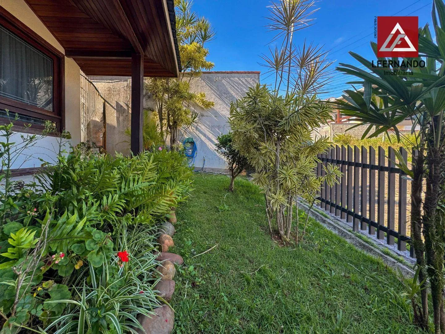 Casa · à venda · 3 quartos · 210m² · Velha, Blumenau