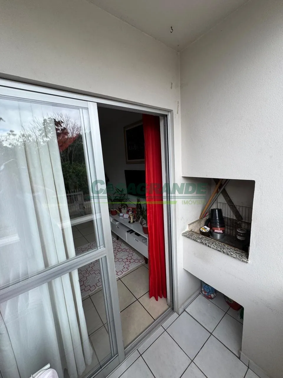 Ótimo apartamento semi mobiliado no bairro Itoupava Norte a poucos minutos do centro da cidade, próximo à comércio, escolas, posto de saúde, postos de combustíveis, rodoviária, Shopping Park Europeu, Philips e de tudo o mais que você pode precisar. — foto 4
